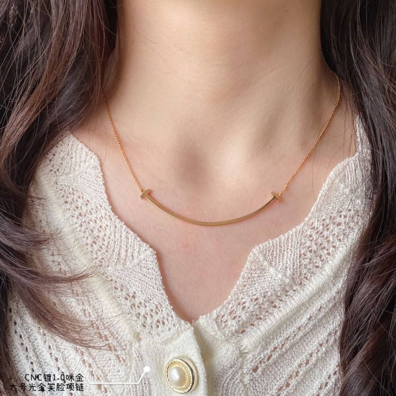 T*f*ny necklaces